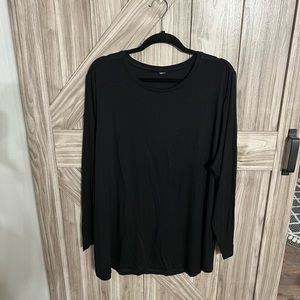 NEW w/o tags black swing shirt - high/low hem - soft material